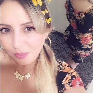 Meet your Posher, Ines